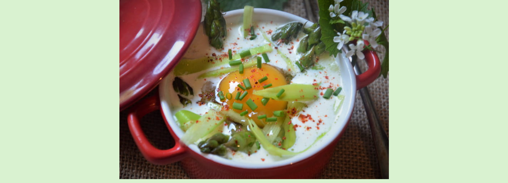Oeuf cocotte aux asperges et chorizo