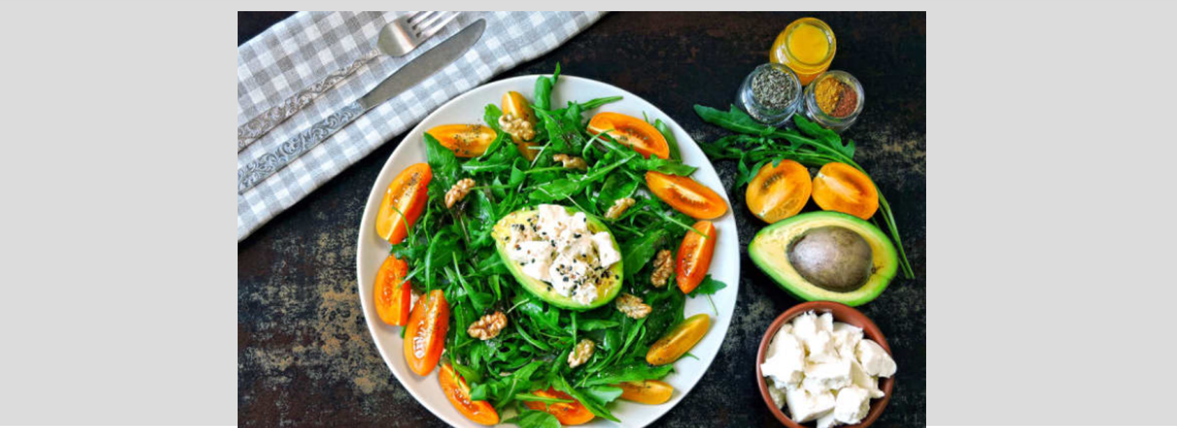 M8 J29 Salade cétogène