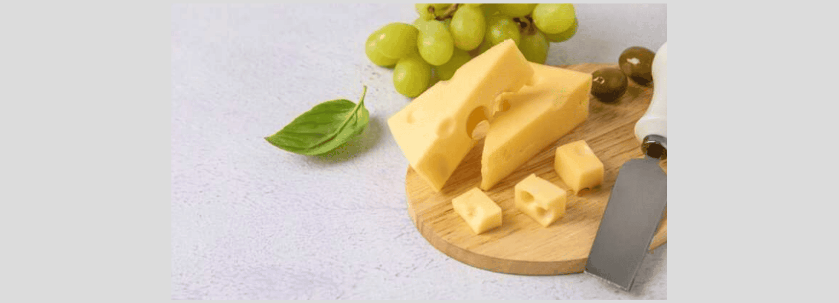 Fromage et raisins