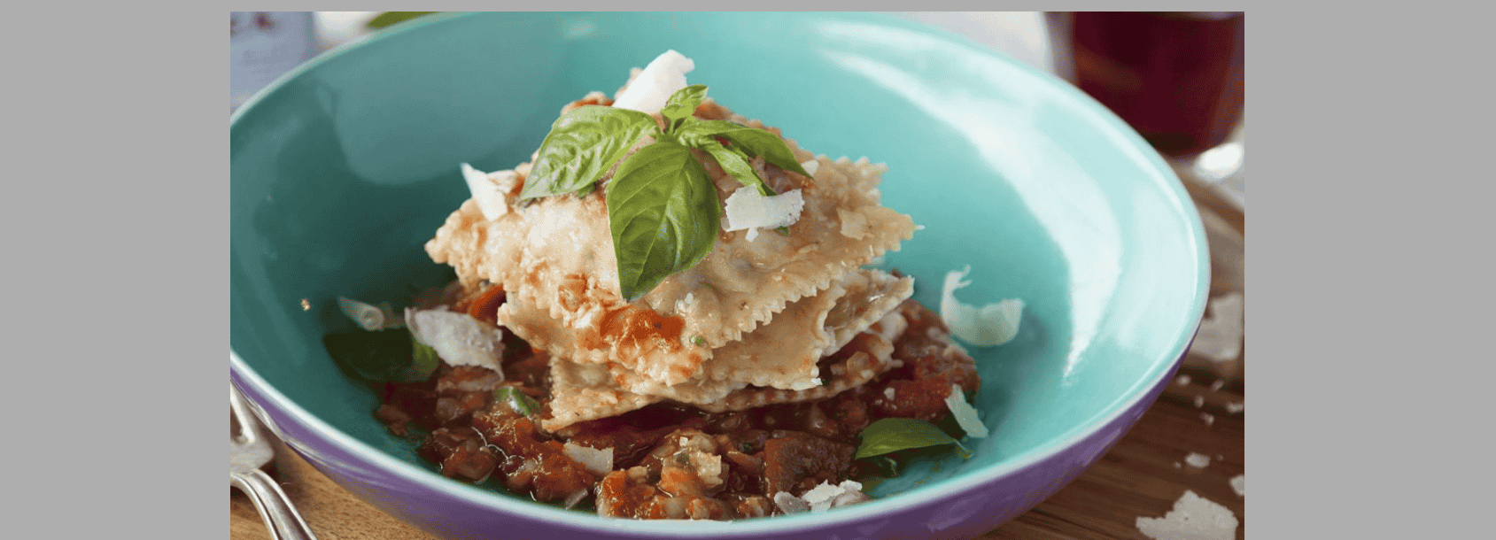 Ravioli à la viande - sauce tomate viande