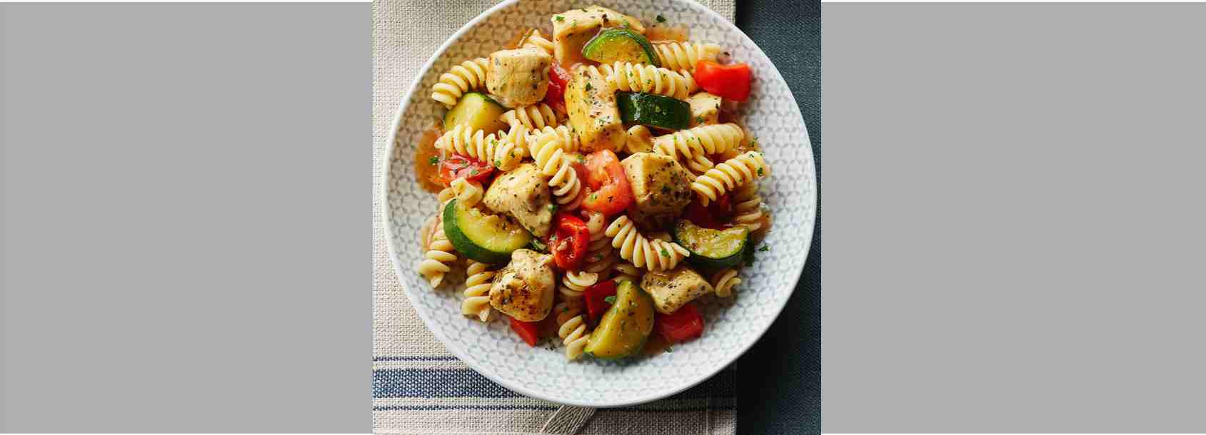 Pâtes au poulet méditerranéen